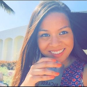 Meet your Posher, Stephanie